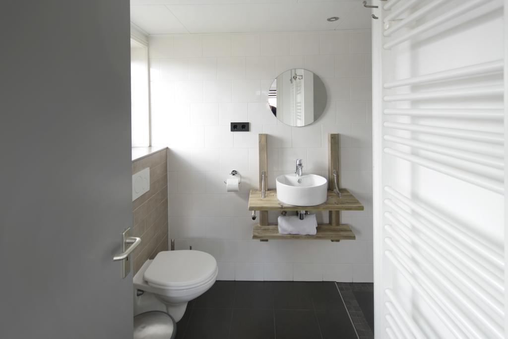 B&B De Wadvaarder Midsland Zimmer foto