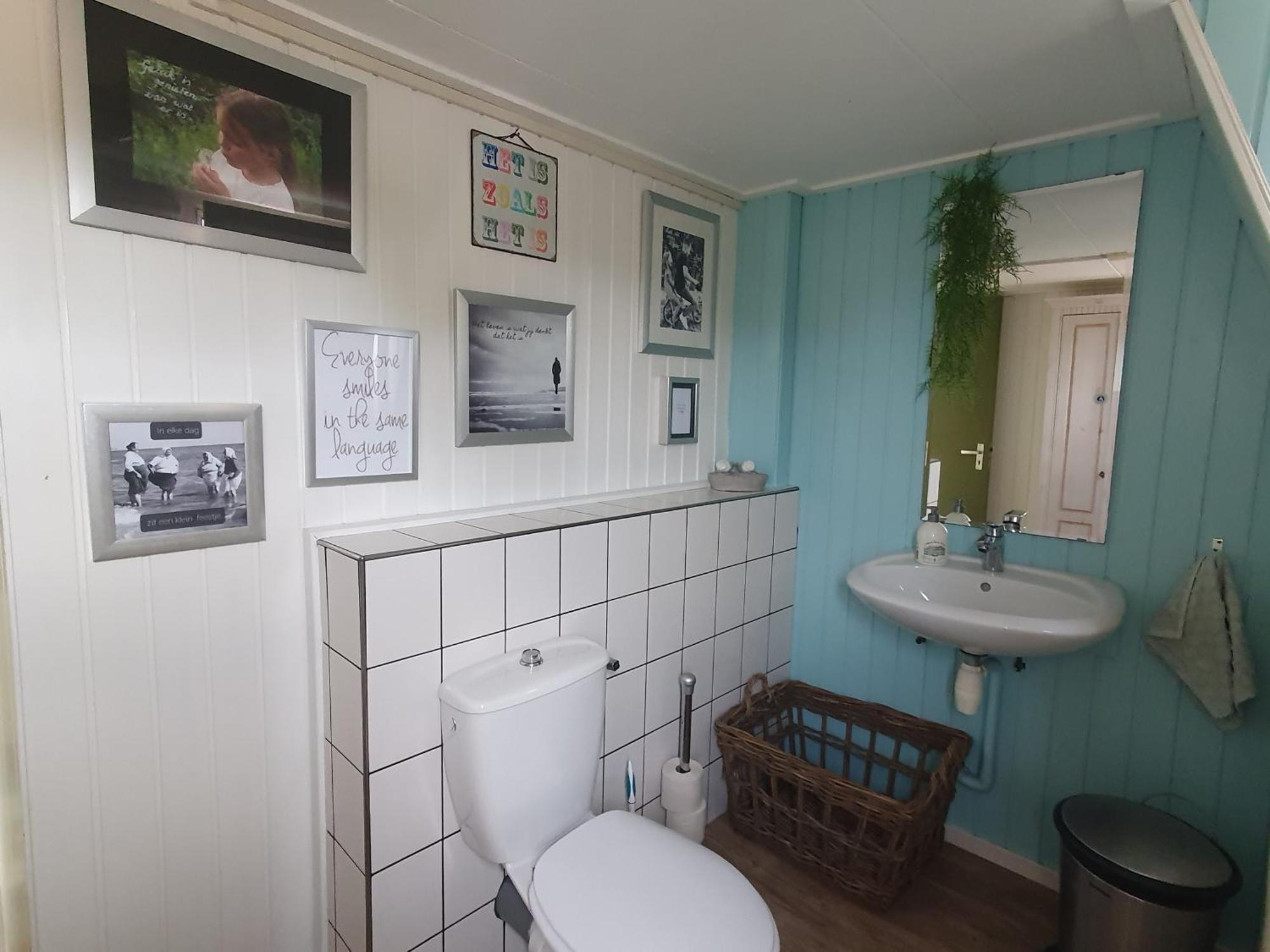 B&B De Wadvaarder Midsland Exterior foto